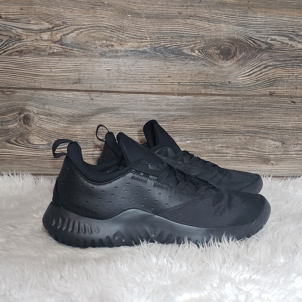 New Nike Jordan Proto Lyte Triple Black Sneakers - Picture 3 of 8